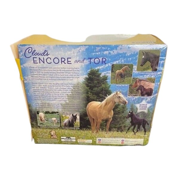 Breyer Mustang Gift Set Encore and Tor #1840 Mare & Foal New Box Damaged - Picture 2 of 8